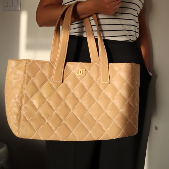 CHANEL Wildstich Leather Shoulder Bag - Picture 12 of 12